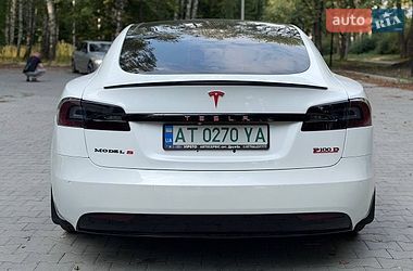 Ліфтбек Tesla Model S 2017 в Тернополі
