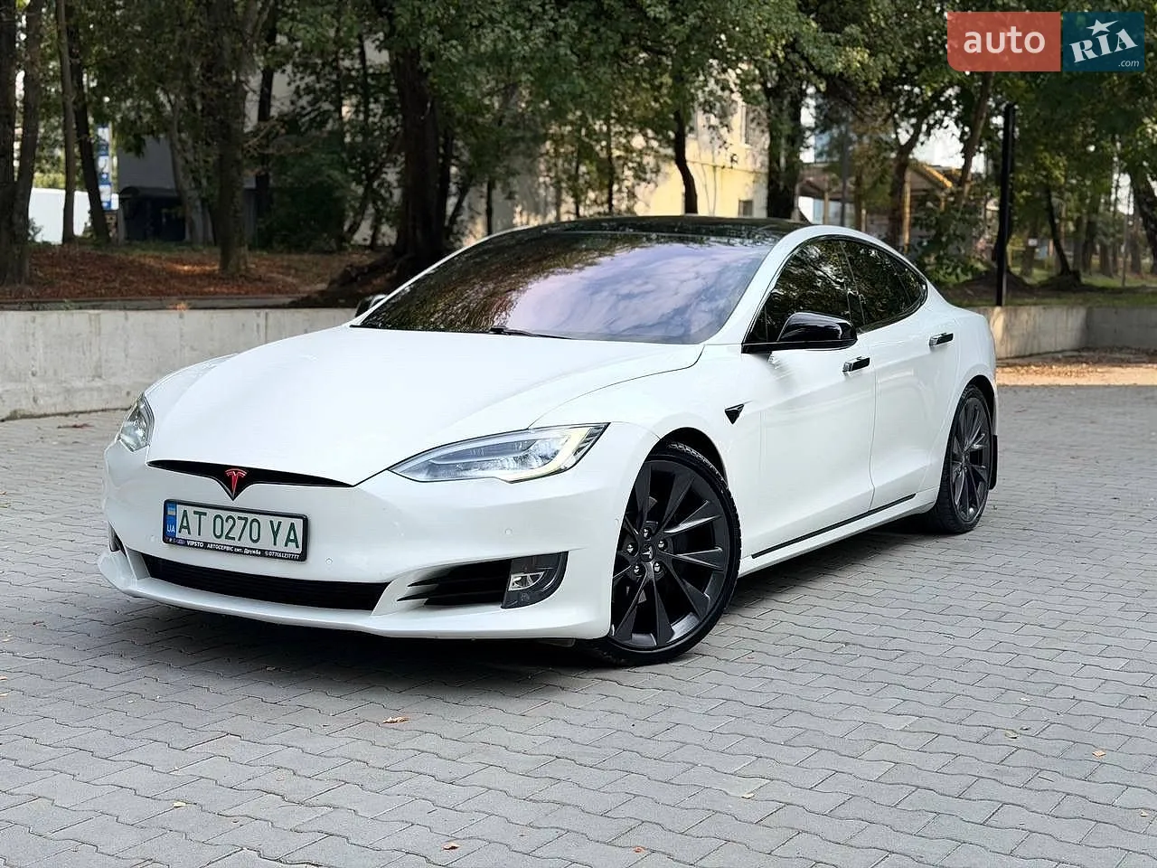 2017 Tesla Model S - мініатюра 8