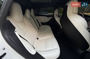 Ліфтбек Tesla Model S 2017 в Тернополі