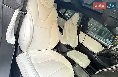 Ліфтбек Tesla Model S 2017 в Тернополі