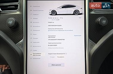 Лифтбек Tesla Model S 2017 в Тернополе