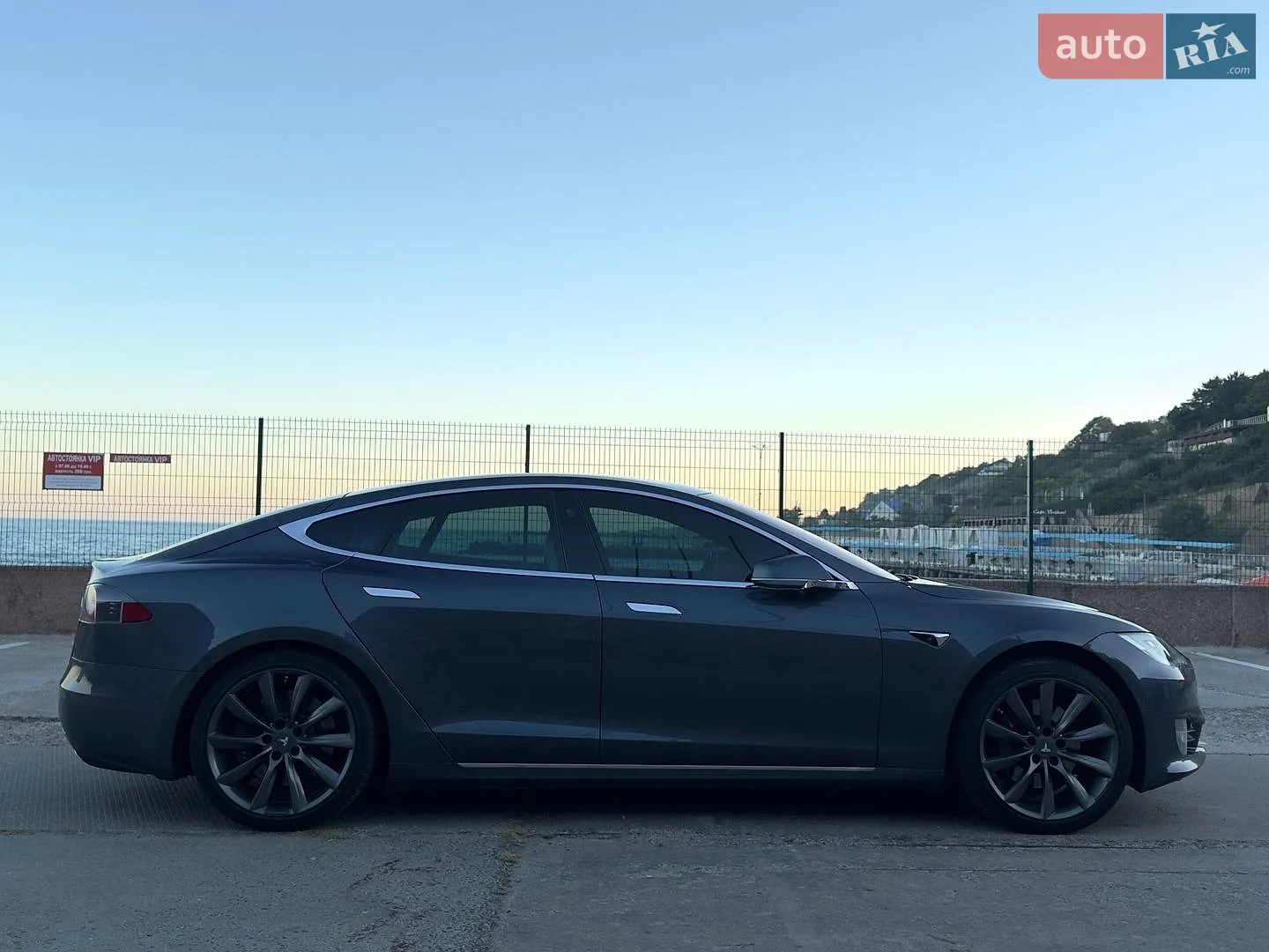 2020 Tesla Model S - мініатюра 3