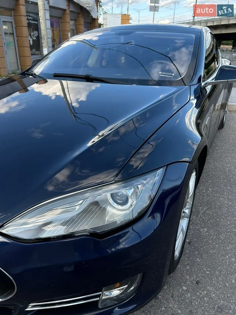 2014 Tesla Model S - мініатюра 5