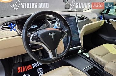 Лифтбек Tesla Model S 2016 в Хмельницком