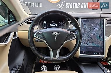 Лифтбек Tesla Model S 2016 в Хмельницком