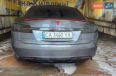 Ліфтбек Tesla Model S 2014 в Смілі