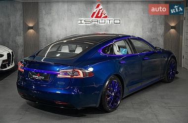 Ліфтбек Tesla Model S 2017 в Одесі