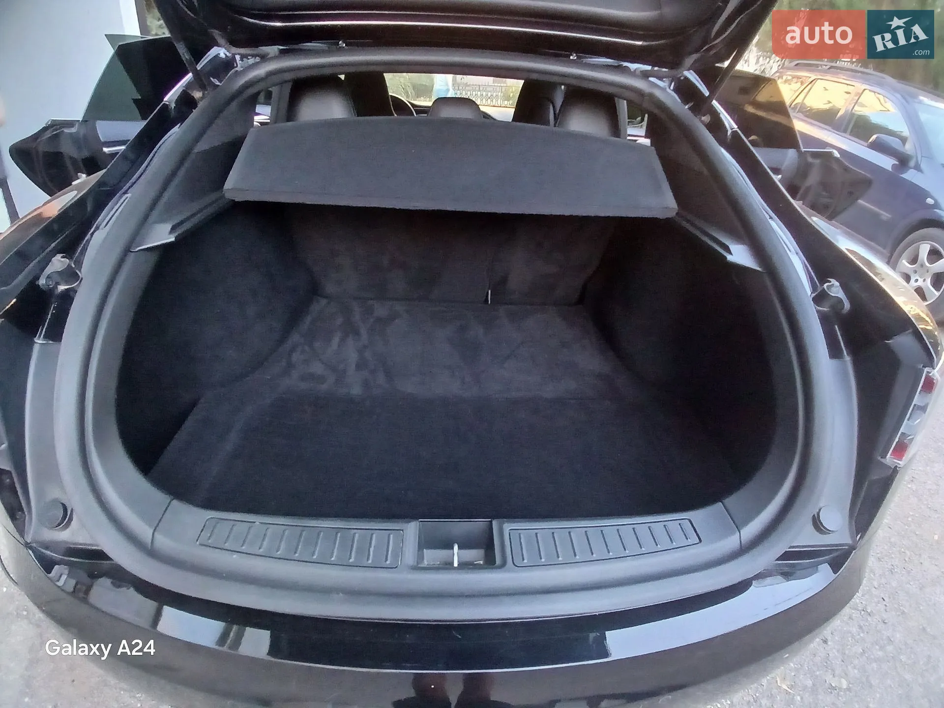 2017 Tesla Model S - мініатюра 24