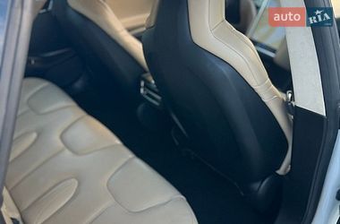 Ліфтбек Tesla Model S 2015 в Броварах