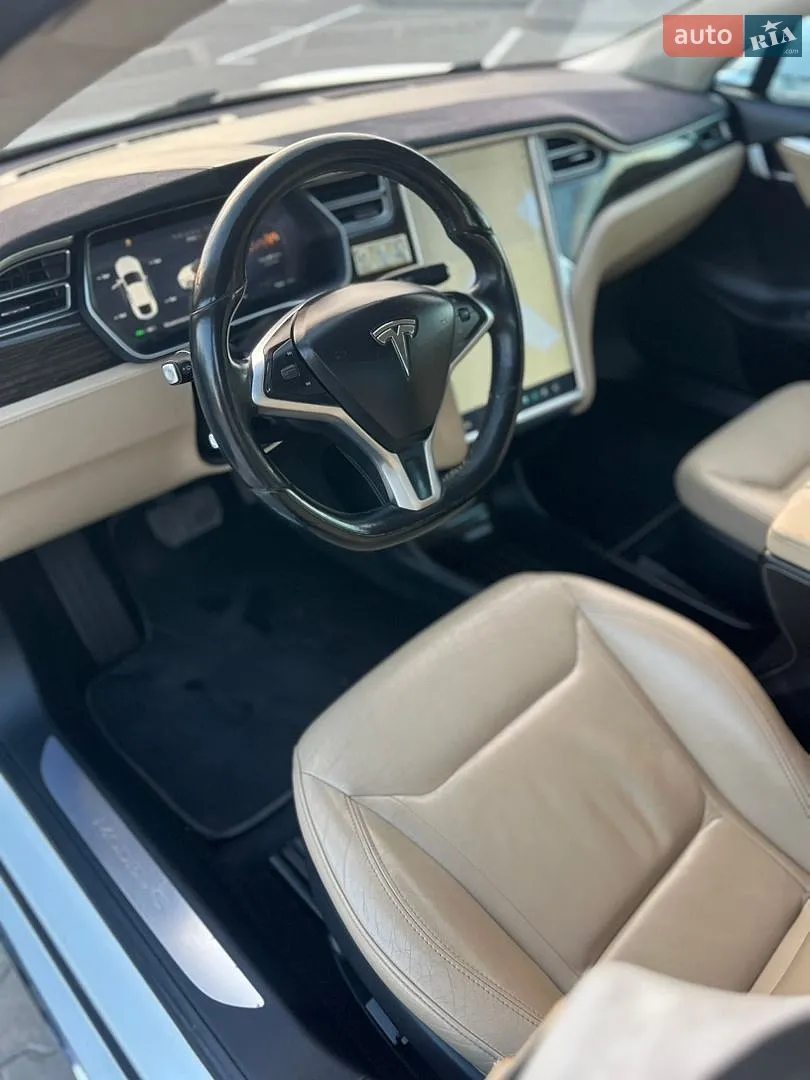 2015 Tesla Model S - мініатюра 20