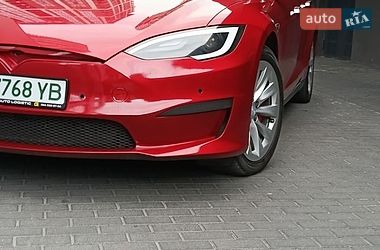 Ліфтбек Tesla Model S 2013 в Львові