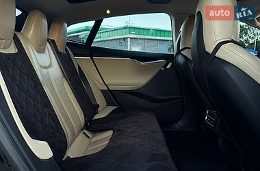 Ліфтбек Tesla Model S 2014 в Івано-Франківську