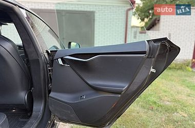 Ліфтбек Tesla Model S 2019 в Кобеляках