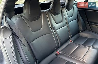 Ліфтбек Tesla Model S 2019 в Кобеляках