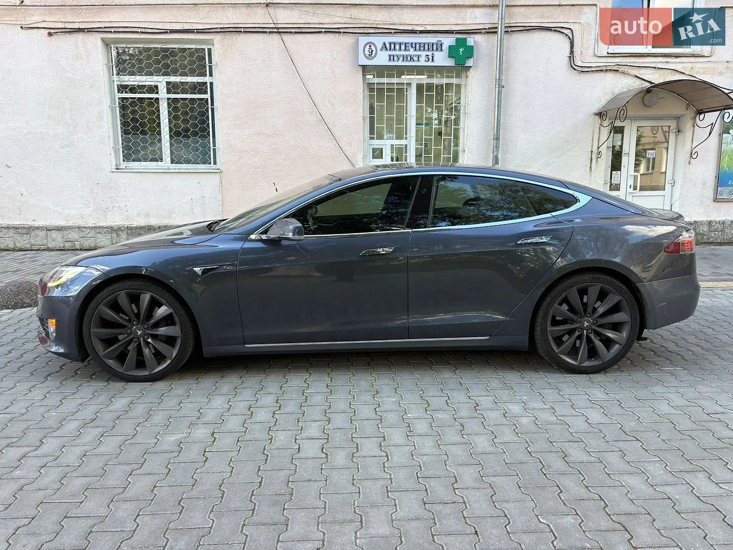 2017 Tesla Model S - мініатюра 10