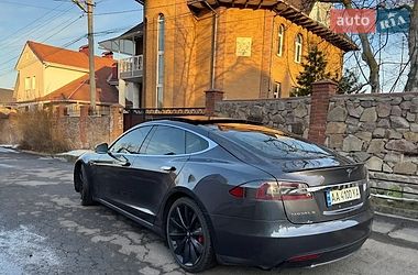 Ліфтбек Tesla Model S 2014 в Києві фото 4 Ліфтбек Tesla Model S 2014 в Києві