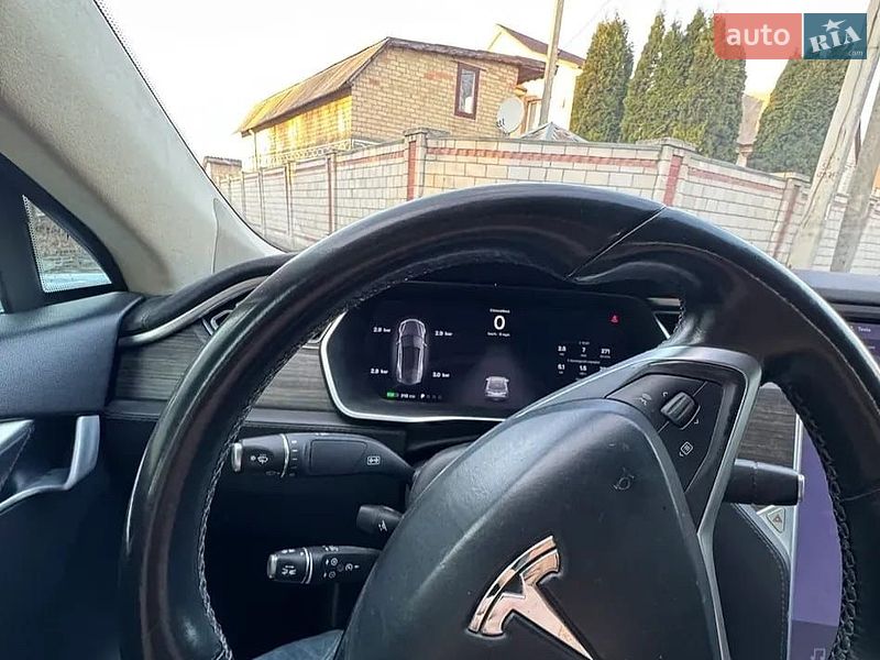 Ліфтбек Tesla Model S 2014 в Києві фото 12 Ліфтбек Tesla Model S 2014 в Києві
