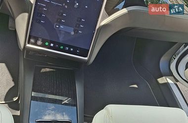 Лифтбек Tesla Model S 2020 в Ровно