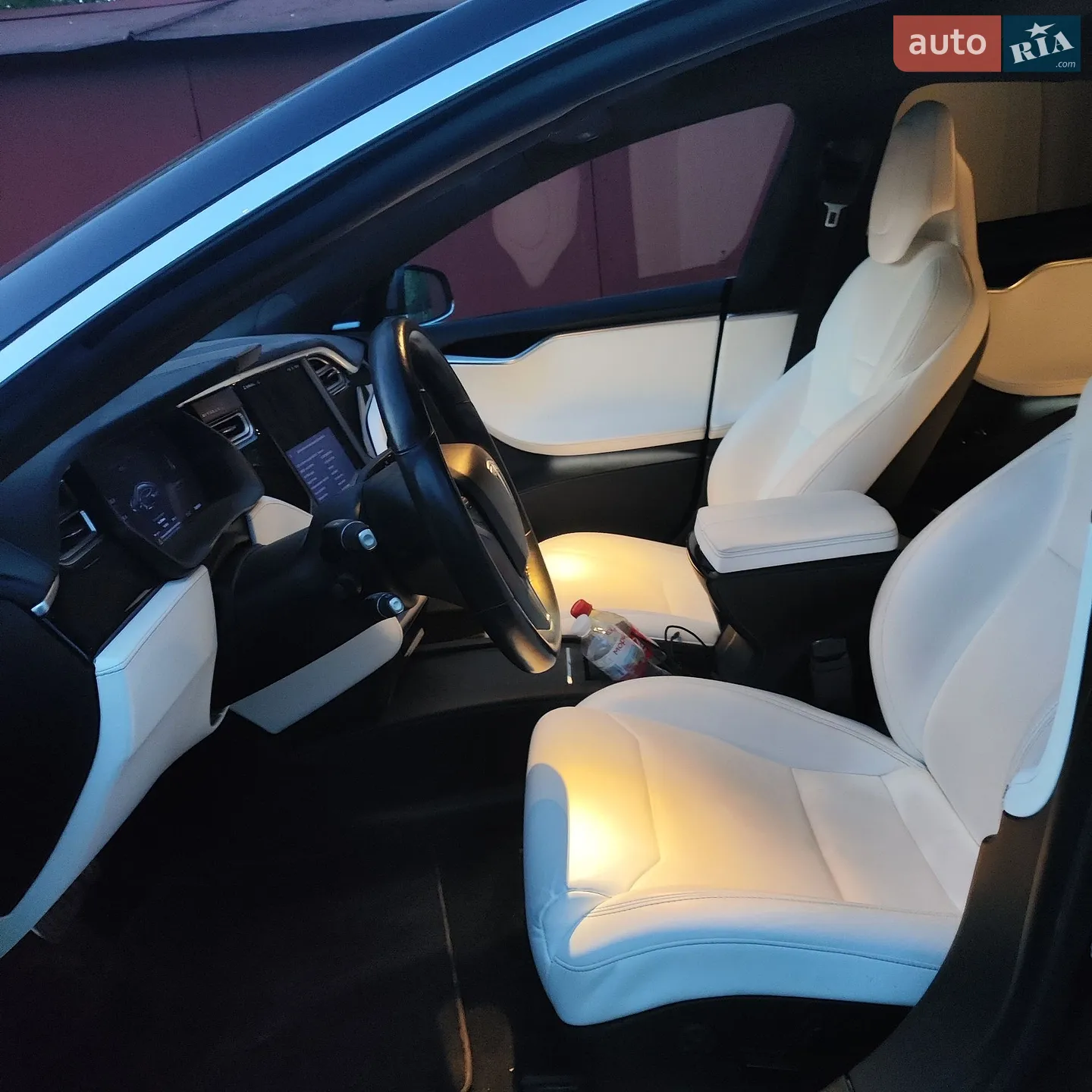 2015 Tesla Model S - мініатюра 6