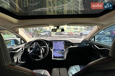Ліфтбек Tesla Model S 2014 в Києві