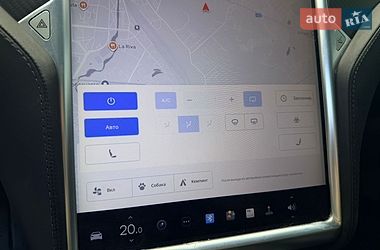 Лифтбек Tesla Model S 2017 в Ровно