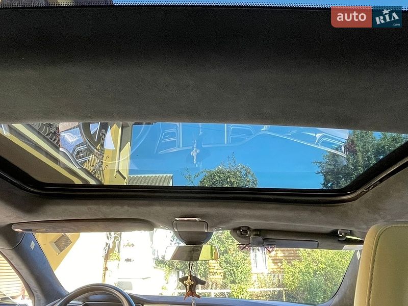 Лифтбек Tesla Model S 2015 в Калуше