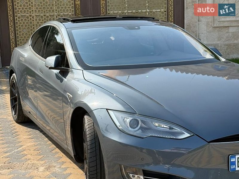 Лифтбек Tesla Model S 2014 в Одессе фото 2 Лифтбек Tesla Model S 2014 в Одессе