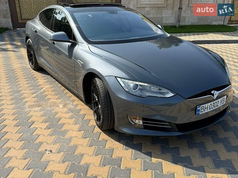 Лифтбек Tesla Model S 2014 в Одессе фото 7 Лифтбек Tesla Model S 2014 в Одессе