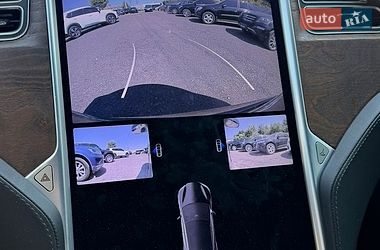 Лифтбек Tesla Model S 2017 в Ужгороде
