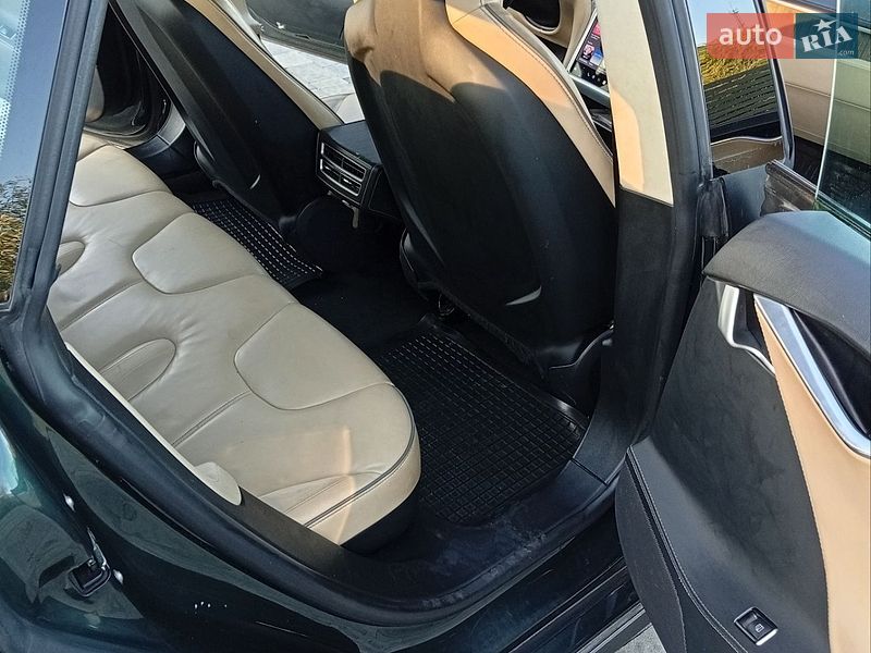 Ліфтбек Tesla Model S 2014 в Львові фото 9 Ліфтбек Tesla Model S 2014 в Львові