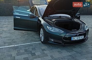 Ліфтбек Tesla Model S 2014 в Львові фото 8 Ліфтбек Tesla Model S 2014 в Львові