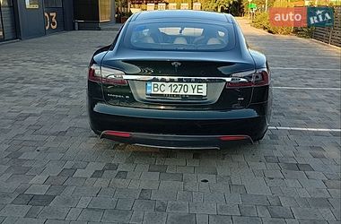 Ліфтбек Tesla Model S 2014 в Львові фото 14 Ліфтбек Tesla Model S 2014 в Львові