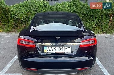 Лифтбек Tesla Model S 2013 в Киеве