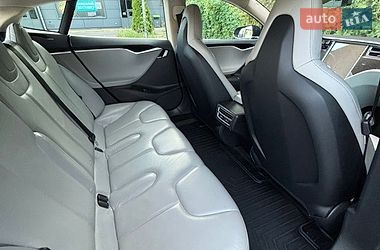 Лифтбек Tesla Model S 2013 в Киеве
