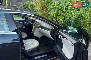Лифтбек Tesla Model S 2013 в Киеве