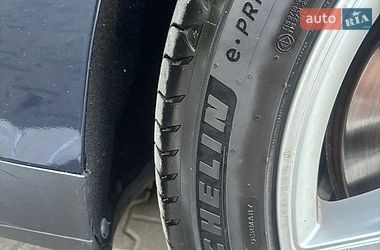 Лифтбек Tesla Model S 2013 в Киеве