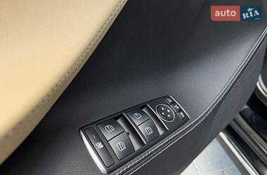 Ліфтбек Tesla Model S 2015 в Івано-Франківську