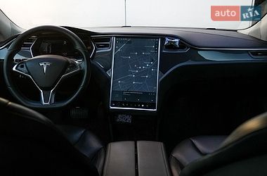 Ліфтбек Tesla Model S 2015 в Києві