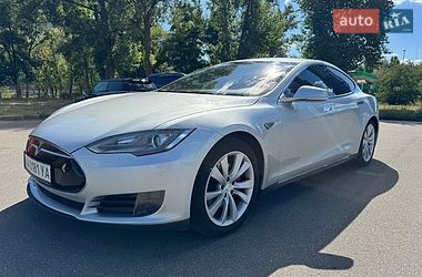 Лифтбек Tesla Model S 2013 в Киеве