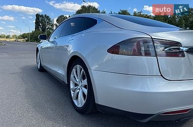 Лифтбек Tesla Model S 2013 в Киеве