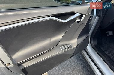Лифтбек Tesla Model S 2013 в Киеве
