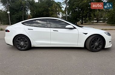Ліфтбек Tesla Model S 2021 в Запоріжжі