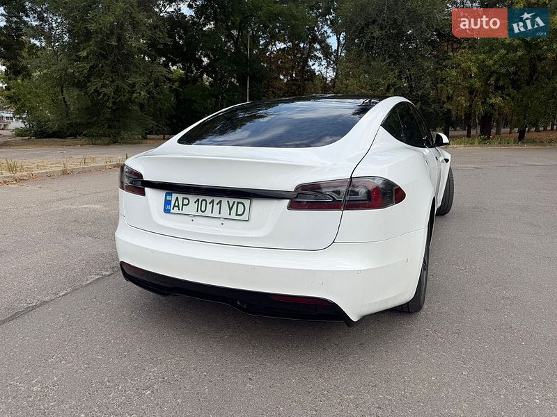 Ліфтбек Tesla Model S 2021 в Запоріжжі