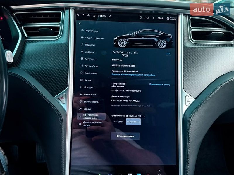 Ліфтбек Tesla Model S 2017 в Києві