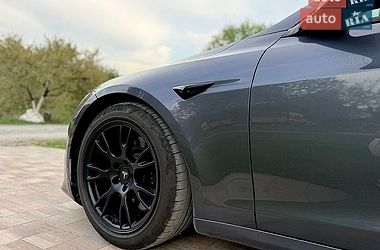 Ліфтбек Tesla Model S 2021 в Києві