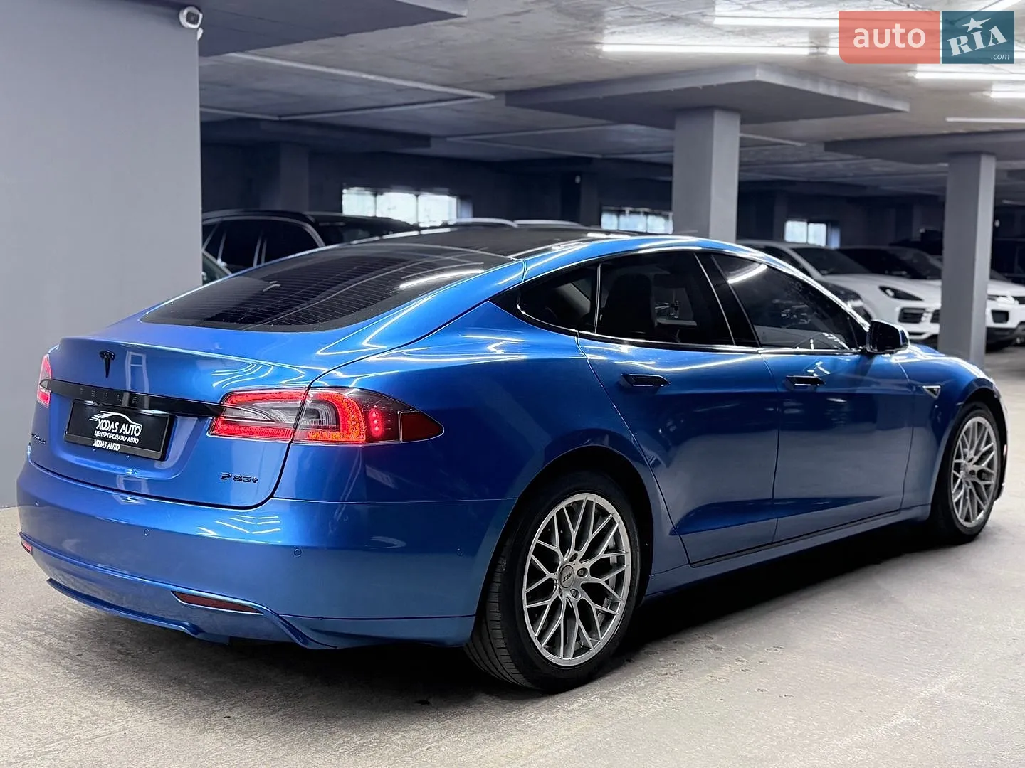 2015 Tesla Model S - мініатюра 4