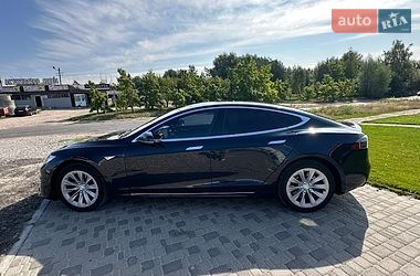 Лифтбек Tesla Model S 2014 в Белой Церкви