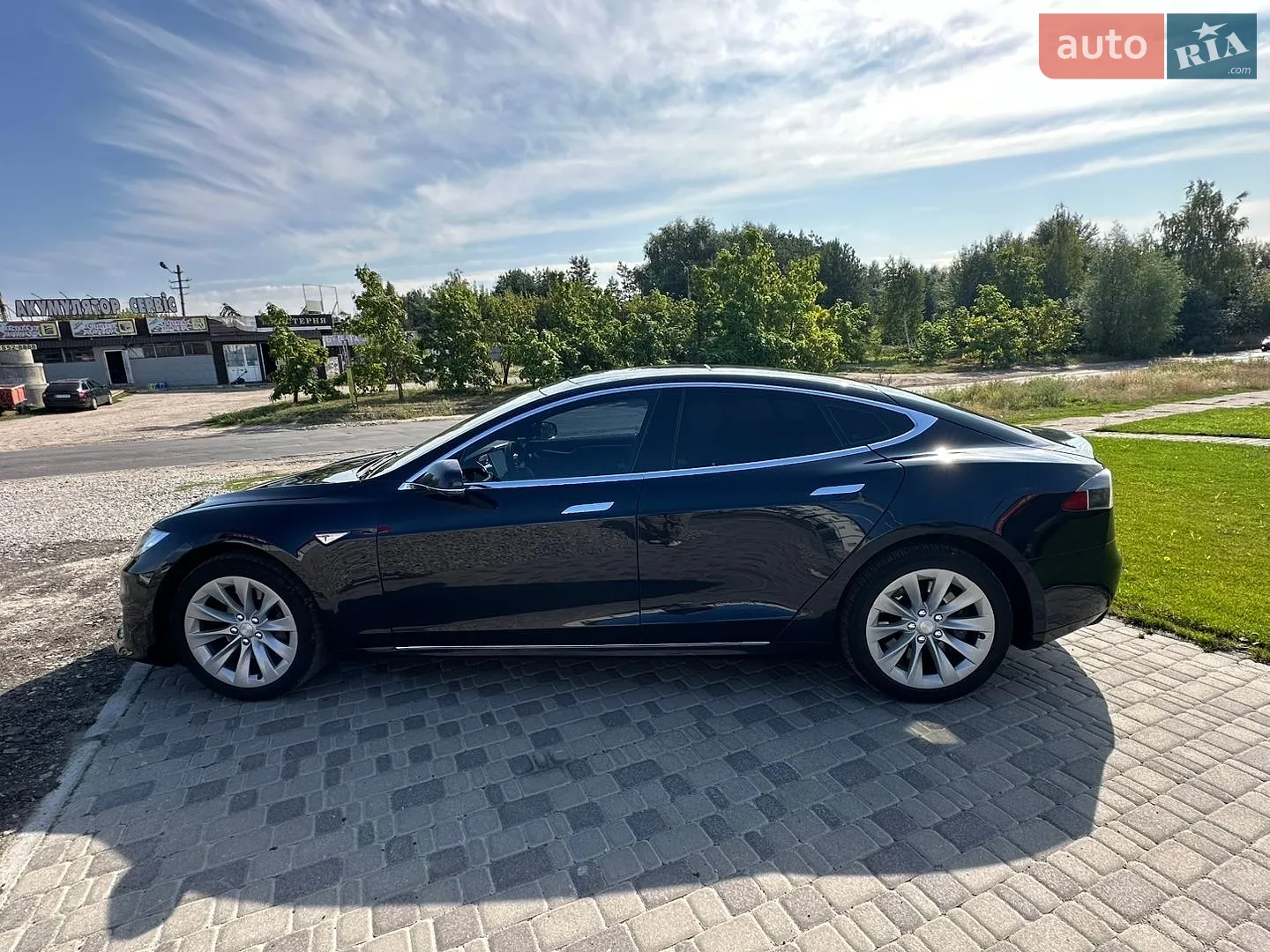 2014 Tesla Model S - мініатюра 4