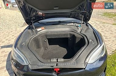 Лифтбек Tesla Model S 2014 в Белой Церкви