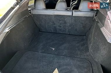 Лифтбек Tesla Model S 2014 в Белой Церкви